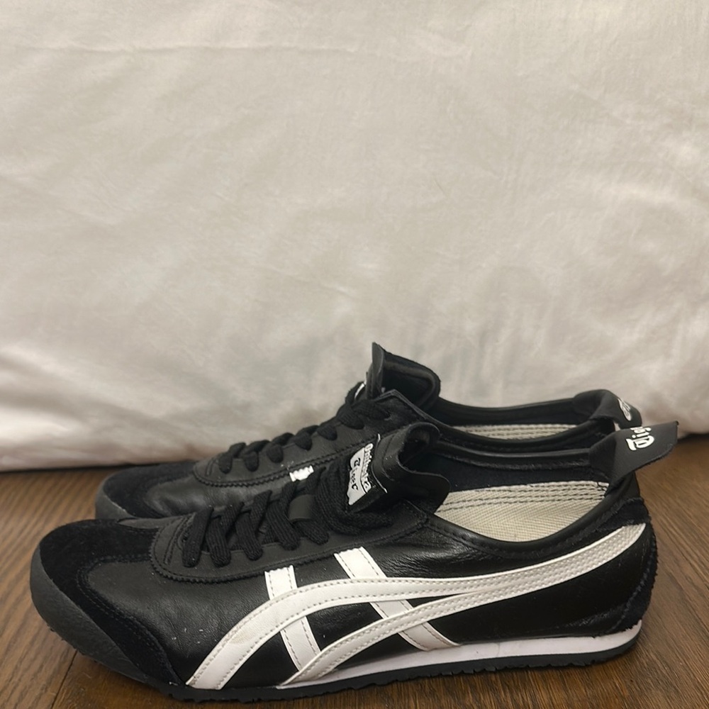 Onitsuka Tiger by Asics Black and White